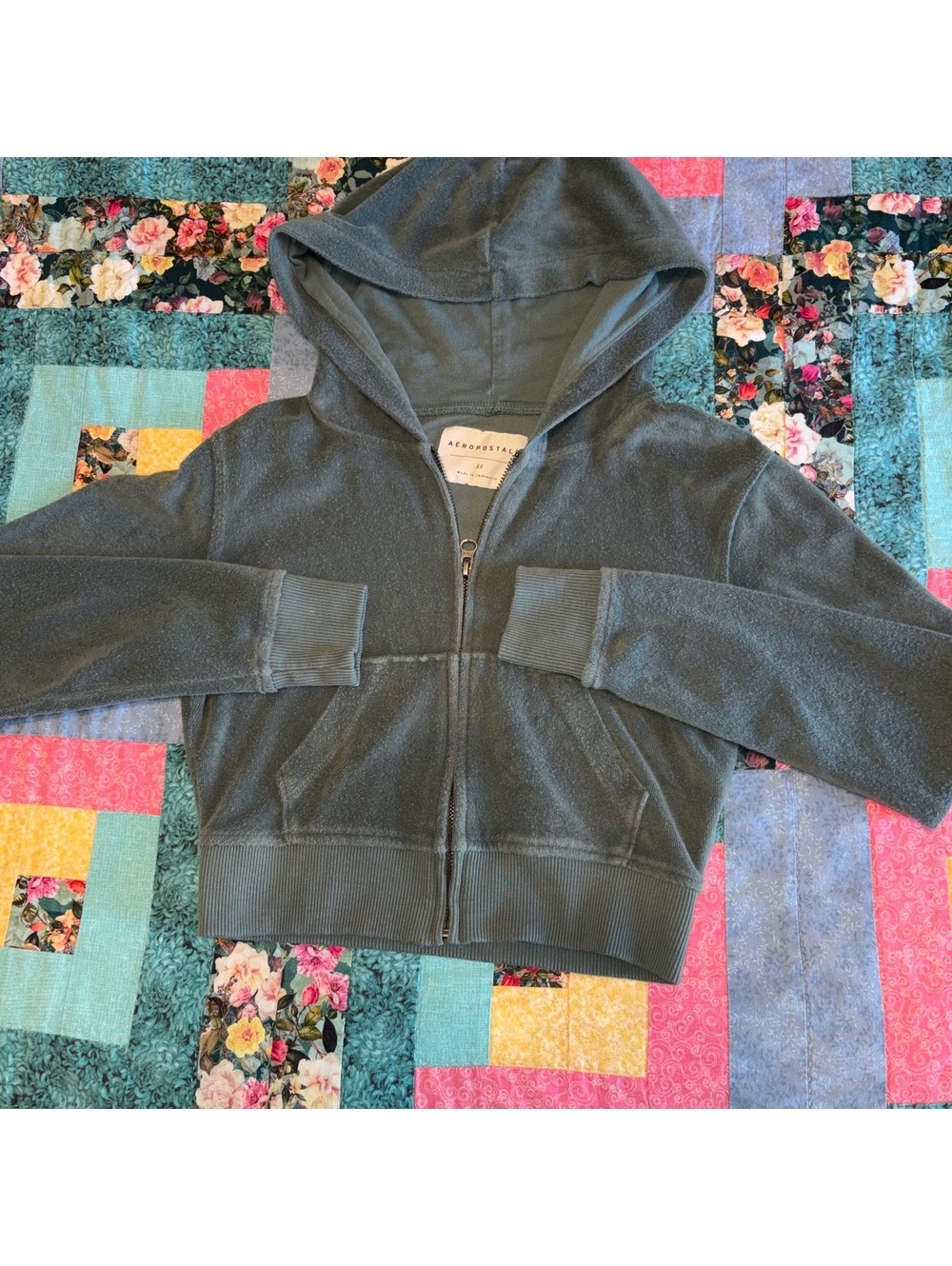 Aeropostale Woman’s XS Cropped Green Velour Zip-Up Stylish Hoodie Cozy